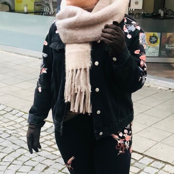 Topshop Black Denim Jacket w/ Bird Embroidery - Picture 7 of 7